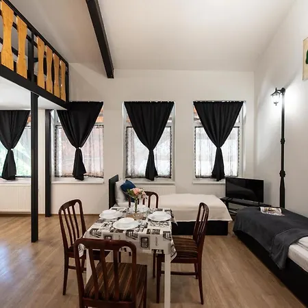 Apartmán Hangulatos, Modern Apartman A Part Koezeleben Siófok