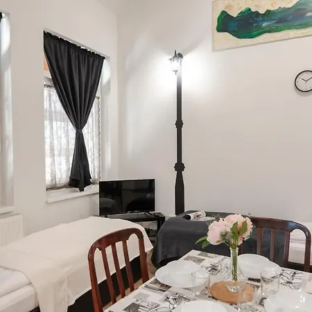 Appartamento Hangulatos, modern apartman a part közelében Siófok