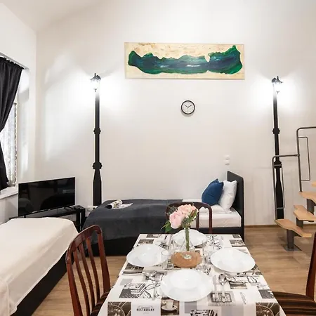 Appartamento Hangulatos, modern apartman a part közelében Siófok